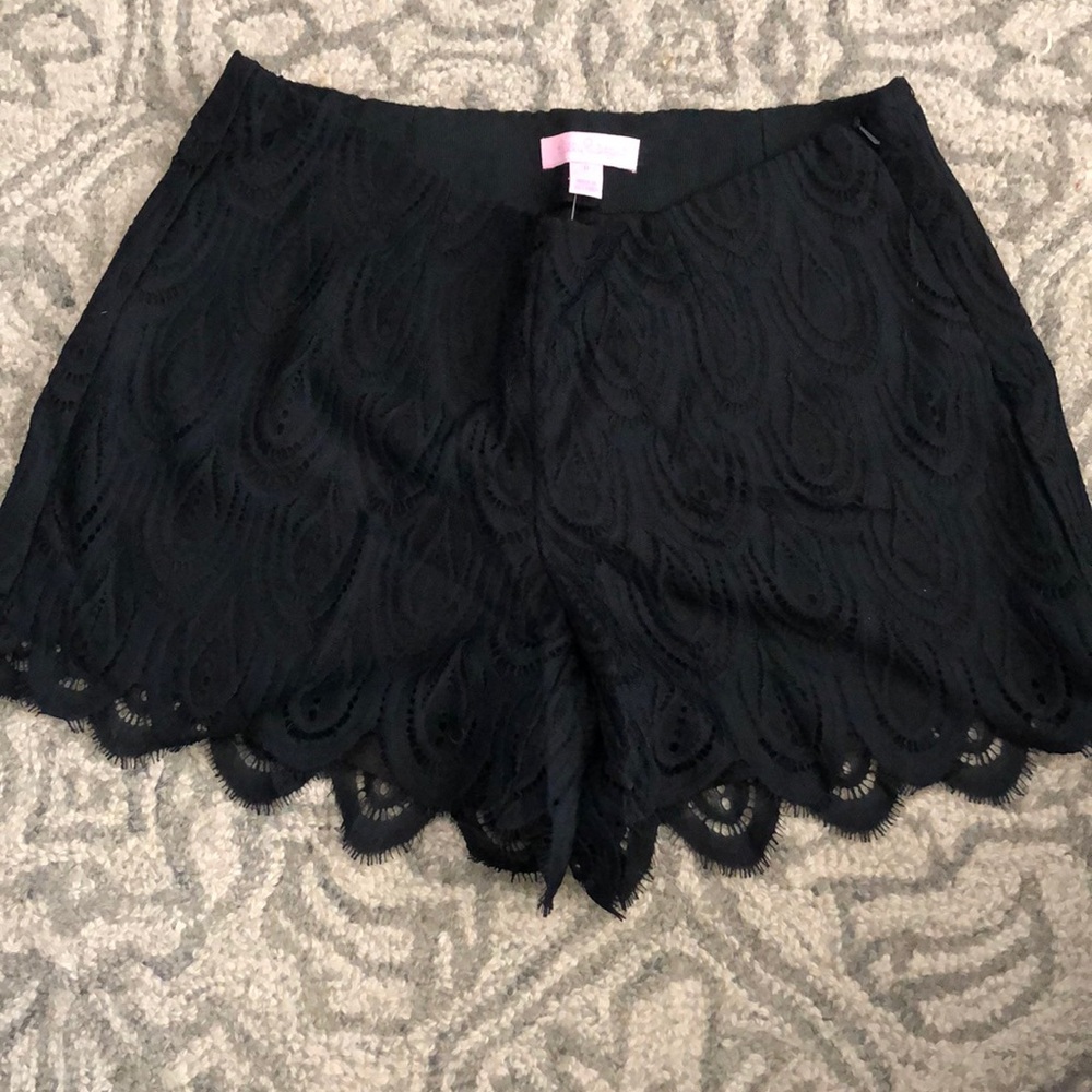 Lilly Pulitzer women’s lace shorts